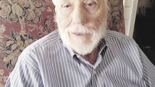 héctor olivera. A los 92 años, el cineasta se estrenó como novelista.