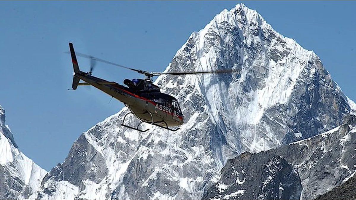 Five Mexican tourists and their pilot die in helicopter crash in Nepal