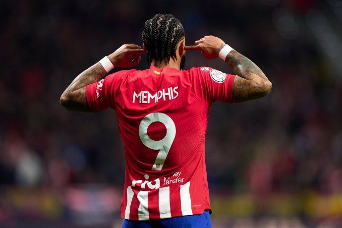 Durante toda su carrera, el apellido Depay no figura casi nunca en sus camisetas. Durante toda su carrera, el apellido Depay no figura casi nunca en sus camisetas.