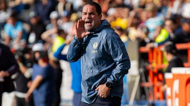 André Jardine fue duro con el silbante del partido que jugaron ante Pachuca. Adelantó una posible fractura de Alan Cervantes, que ni fue sancionada con tarjeta amarilla y se quejó de un penal no cobrado.