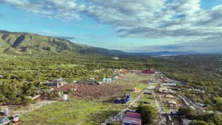 Más de 90 mil personas se congregaron en Santa María de Punilla para el Cosquín Rock. (Foto: CZ Comunicación) Más de 90 mil personas se congregaron en Santa María de Punilla para el Cosquín Rock. (Foto: CZ Comunicación)