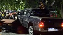 Un brutal accidente conmocionó a José C, Paz: un joven de 18 años chocó y mató a una pareja. Además, dejó a tres niños huérfanos, que se encontraban en el vehículo, uno de ellos está grave.
