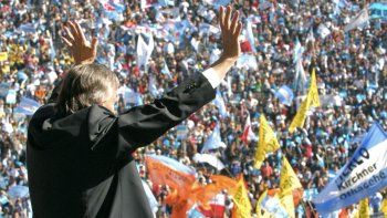La foto de Néstor, la elegida por Cristina para enviar un mensaje en el Día de la Lealtad.
