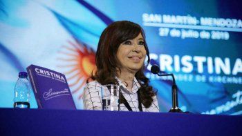 Cristina en la presentación de su libro en Mendoza.&nbsp;