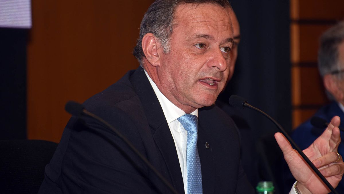 It is impossible to follow the situation of the dollar in Argentina, said Delgado