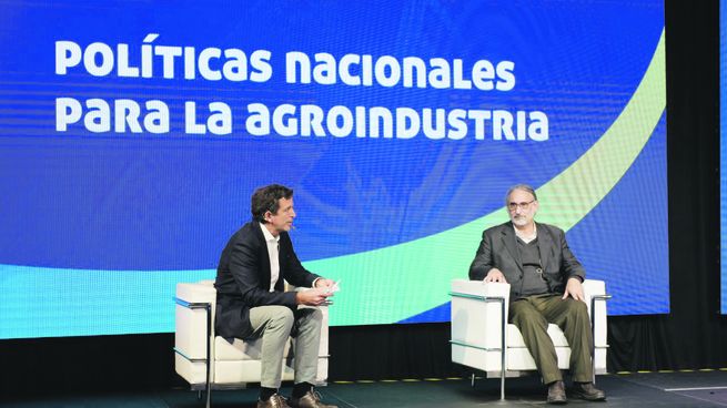 Políticas nacionales. Fue el panel que lideró el ministro&nbsp; Luis Basterra junto con Mariano Bosch.