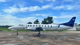 La operación a Villa Gessel se hará con aviones Fairchild Swearingen Metro 23, fabricados en EE.UU., con capacidad para 19 pasajeros. La operación a Villa Gessel se hará con aviones Fairchild Swearingen Metro 23, fabricados en EE.UU., con capacidad para 19 pasajeros.