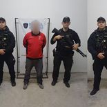 Según fuentes policiales, ambos sospechosos cuentan con antecedentes penales. Según fuentes policiales, ambos sospechosos cuentan con antecedentes penales.