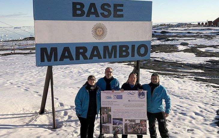 Instalarán en la Antártida el primer detector argentino de rayos cósmicos