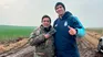 Dibu Martínez le regaló su camperón de la Selección al vecino que lo ayudó.&nbsp;