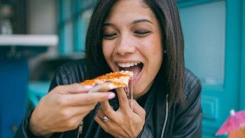 No tomarse el tiempo de masticar puede causar desde malestar abdominal hasta sobrepeso.&nbsp;