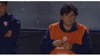 El brujo Manuel, en el banco de Independiente.