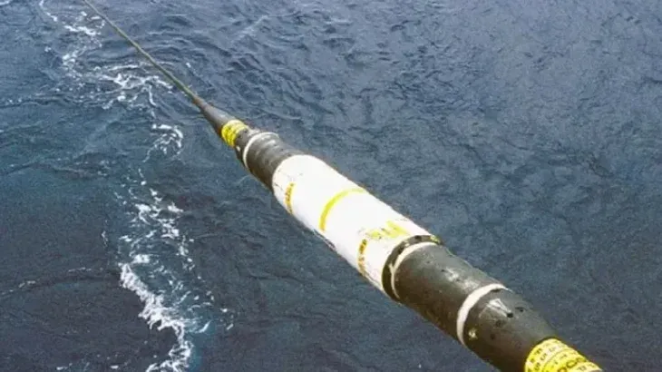 El cable submarino en el Mar Argentino.