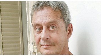 ámbito.com | Jeanmaire. “Me pidieron en una revista un cuento y escribí uno sobre un enano, y allí me di cuenta de que necesitaba contar más sobre los enanos y su mundo. Fue entonces cuando empecé a verlos por todas partes”.