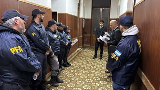 El operativo fue coordinado por el Ministerio Público bonaerense junto a fiscalías especializadas y distintas fuerzas de seguridad. El operativo fue coordinado por el Ministerio Público bonaerense junto a fiscalías especializadas y distintas fuerzas de seguridad.