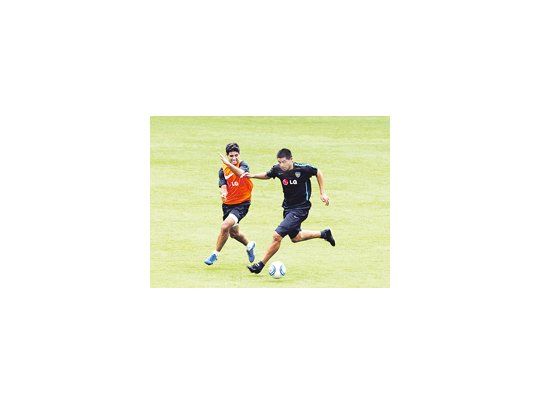Juan Román Riquelme está para volver y lo haría el sábado ante All Boys. También puede regresar Erviti.