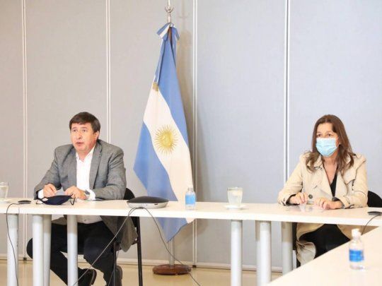 Daniel Arroyo y Sabina Frederic.