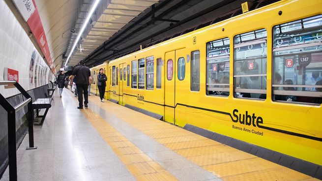 Se amplía el universo de jubilados y pensionados que podrán acceder al beneficio del pase gratuito del subte. 
