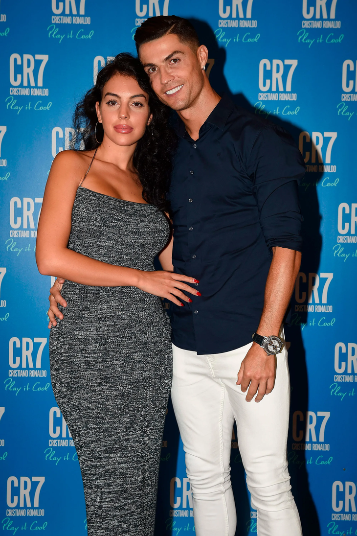 The couple has been in recent days for nine years and gave a great announcement.