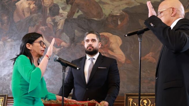 Archivo. Delcy Rodríguez llegó al poder en Venezuela, mientras que las petroleras aguardan por un guiño de su gestión.