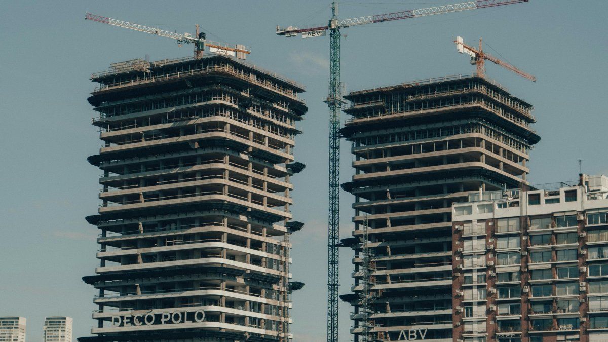 Fideicomisos al costo: el vacío legal que inmoviliza saldos de IVA y encarece Bienes Personales