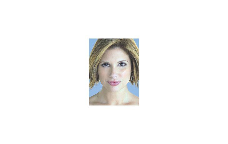 Alessandra Rampolla estuvo con Susana Giménez y además de llevar al estudio juguetes sexuales explicó cómo reavivar la pasión en un matrimonio de 40 años.