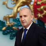 Rumen Radev renunció a la presidencia de Bulgaria. Rumen Radev renunció a la presidencia de Bulgaria.