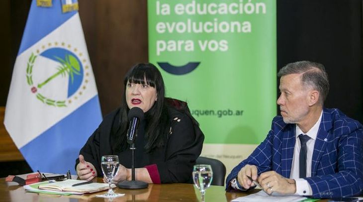 La ministra de Educación de Neuquén, Soledad Martínez.