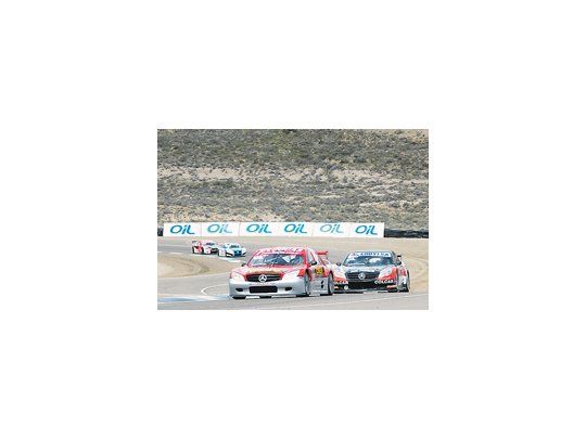 El Mercedes de Gustavo Tadei marcó el rumbo en Comodoro Rivadavia y se quedó con el triunfo bajo una tormenta de viento, tierra y lluvia.