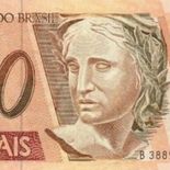 Precio del real y del real blue. Precio del real y del real blue.