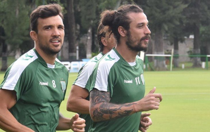 Osvaldo junto a Bertolo.