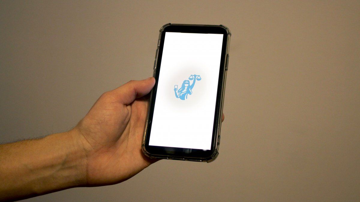 Jóvenes argentinos inventan una app que resuelve problemas legales