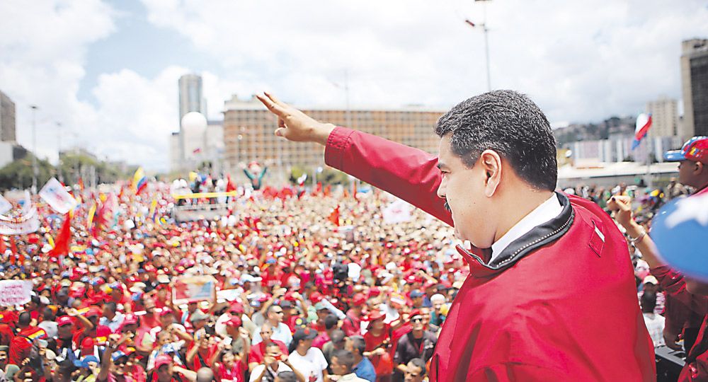 Oposición y chavismo coparon Caracas en un duelo peligroso (foto 1)