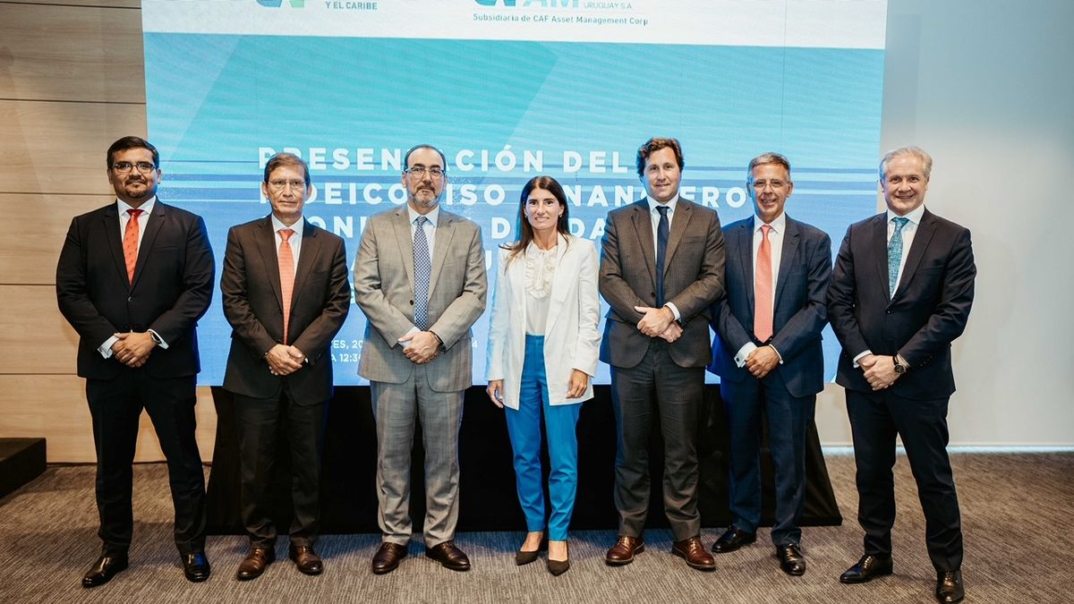 CAF presented a debt fund for US0M to advance the Arazatí project