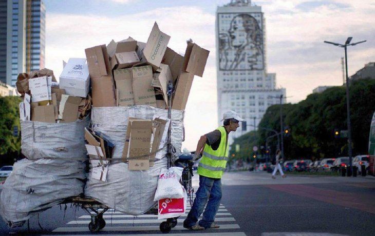 ámbito.com | NO USAR Pobreza Cartoneros Recicladores Buenos Aires.jpg