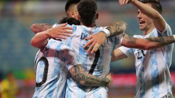 Otamendi y González deberán cuidarse de no ser amonestados en la Selección argentina.&nbsp;