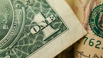 Dólar blue récord: por qué sube y qué puede pasar