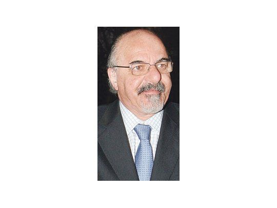 Carlos Tomada