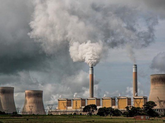 Las fuentes de energías fósiles son las principales causantes del cambio climático.