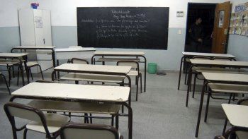 “Vamos a trabajar de a grupos de diez chicos y chicas, con un docente, explicó Acuña.