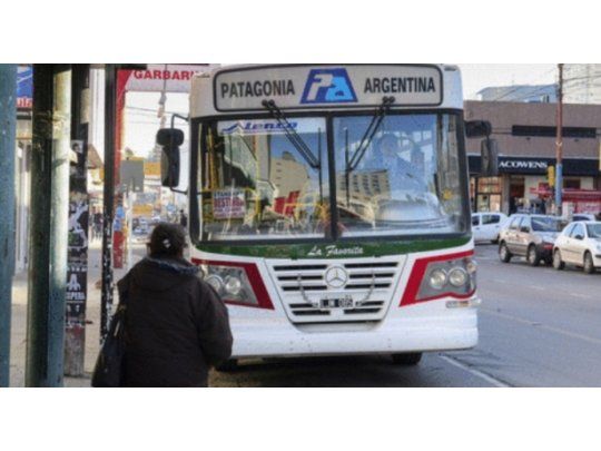 Chubut: bancos y transporte público se suman al paro petrolero