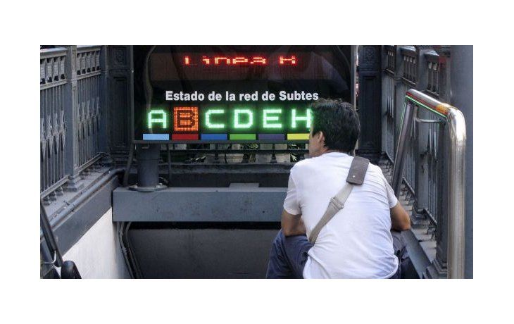 El paro afectó a miles de usuarios.