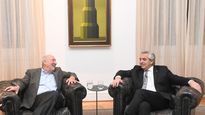 alberto fernandez recibio a joseph stiglitz y al secretario de la cepal