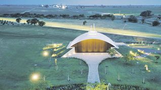 convocante. Empresarios, funcionarios y políticos de distintos partidos participaron el domingo de la inauguración del Espacio de Diálogo interreligioso. Se pueden concertar visitas, proponer eventos culturales y participar de oraciones de los diferentes credos que se profesan en la Argentina.