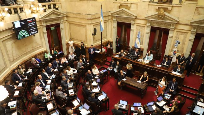 Un total de 68 senadores asistió para sancionar a Kueider.