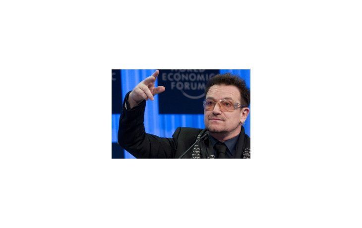 Bono, de visita en Perú.