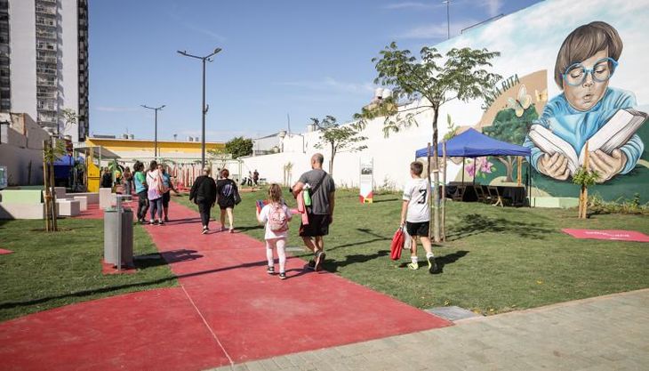 La plaza recientemente inaugurada por el Gobierno porteño, está sobre la Álvarez Jonte 3222 (Foto Gentileza: Gobierno de la Ciudad de Buenos Aires) La plaza recientemente inaugurada por el Gobierno porteño, está sobre la Álvarez Jonte 3222 (Foto Gentileza: Gobierno de la Ciudad de Buenos Aires)