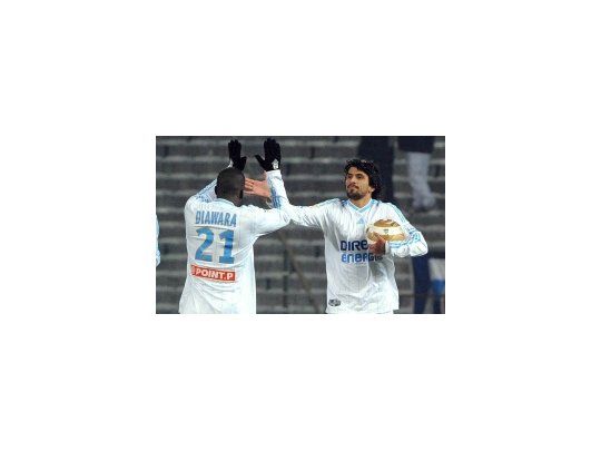 Luis González celebra el gol del empate a los 10 minutos de partido.