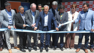 El evento, que se desarrolla del 29 al 31 de octubre en la Nave Cultural de Mendoza, reúne a referentes del sector minero, pymes, universidades e inversores. El evento, que se desarrolla del 29 al 31 de octubre en la Nave Cultural de Mendoza, reúne a referentes del sector minero, pymes, universidades e inversores.