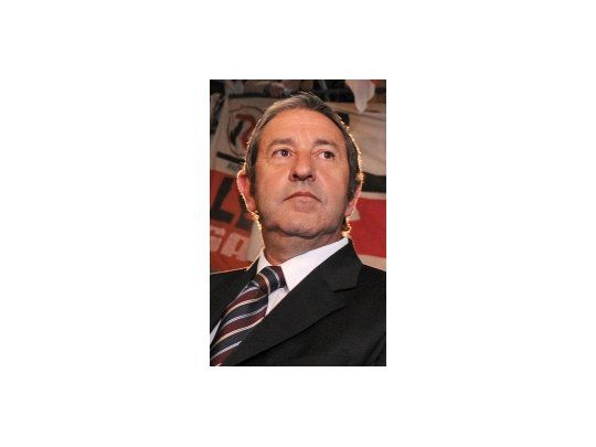 Julio Cobos.